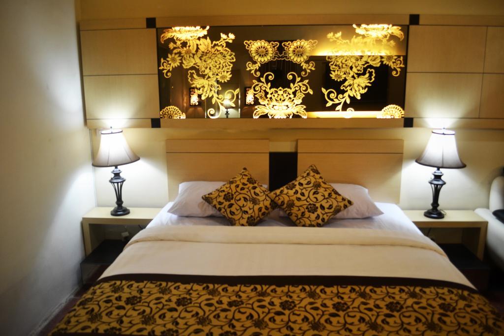Srikandi Guesthouse Malang Oda fotoğraf