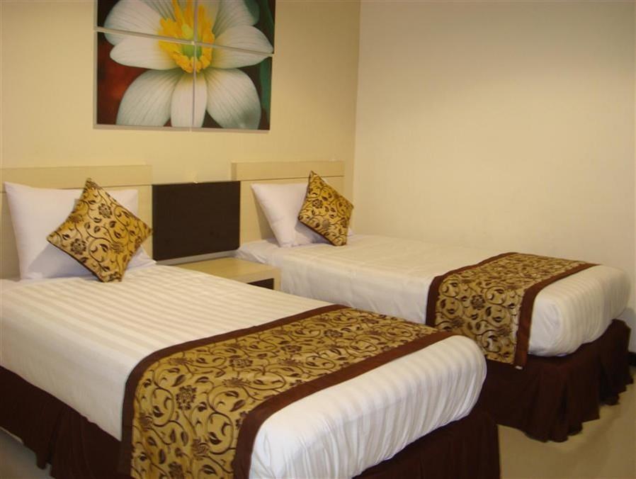 Srikandi Guesthouse Malang Dış mekan fotoğraf